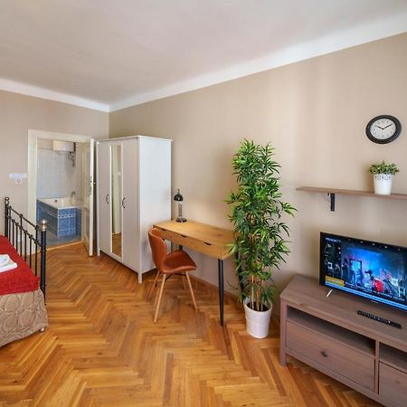 Old Town - Templova Apartments Praga Esterno foto