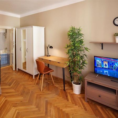 Old Town - Templova Apartments Praga Esterno foto